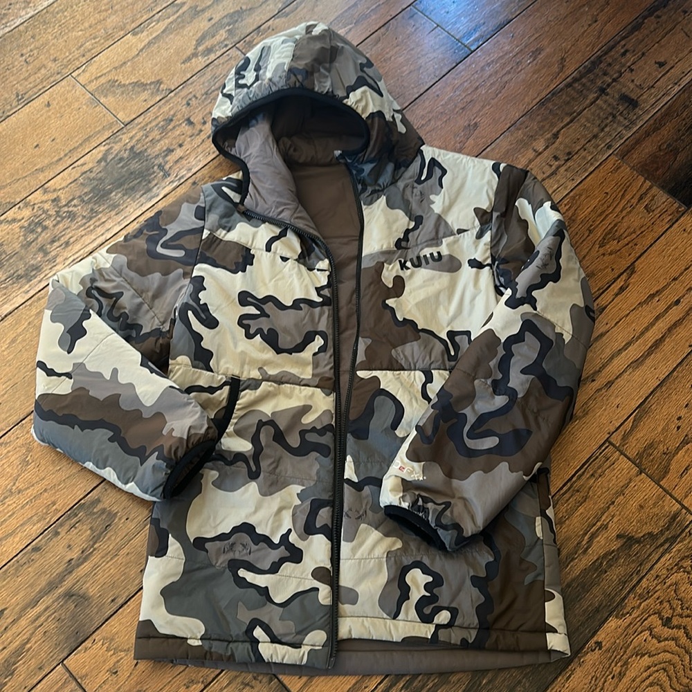 KUIU Youth Reversible Versa Jacket / "Insulated Youth Jacket" using 3DeFX+).